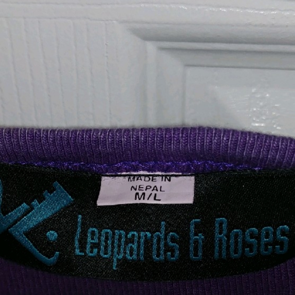 Leopards & Roses m/l tunic. - Picture 3 of 8